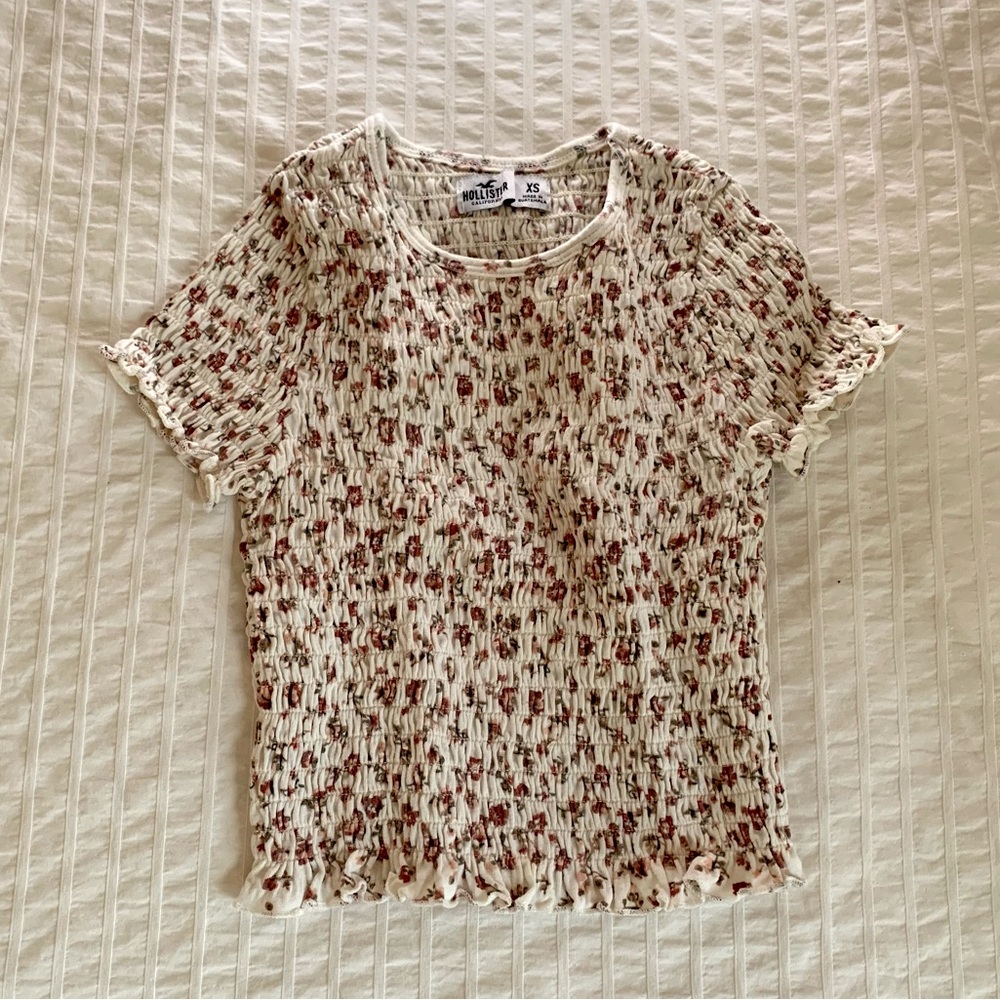 Hollister smocked crop floral baby tee